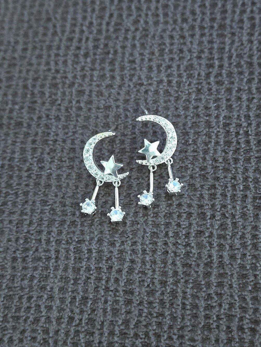 La Meno Silver🤍 "Starling"🌠 Earrings - Picture 8 of 13